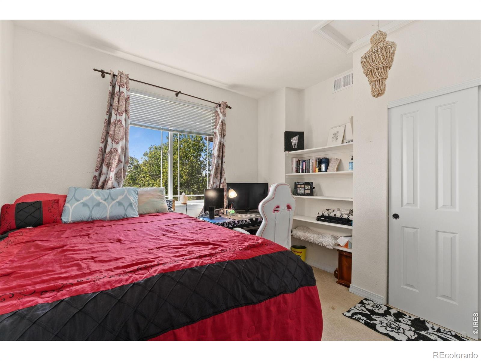 MLS Image #8 for 804  summer hawk drive,longmont, Colorado