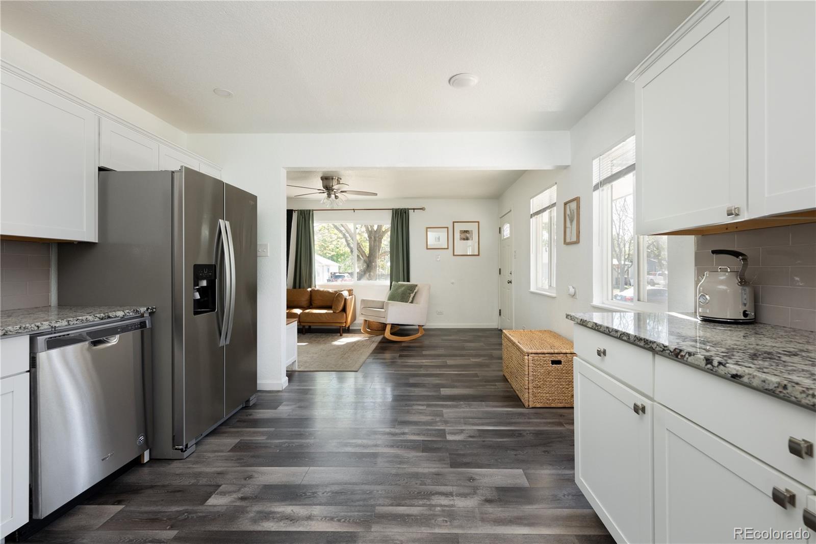 MLS Image #14 for 2325 s king street,denver, Colorado