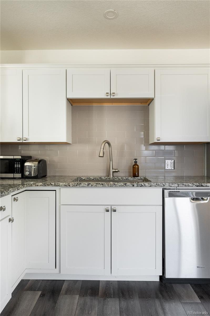 MLS Image #15 for 2325 s king street,denver, Colorado