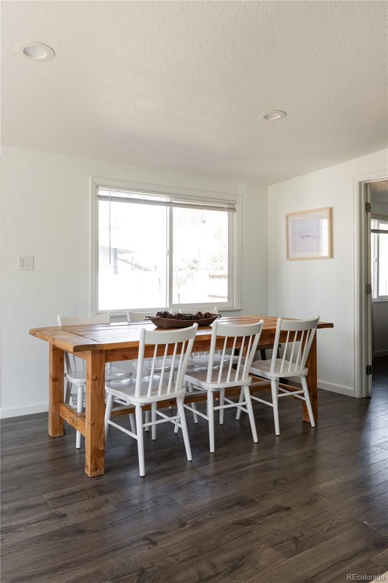 MLS Image #18 for 2325 s king street,denver, Colorado