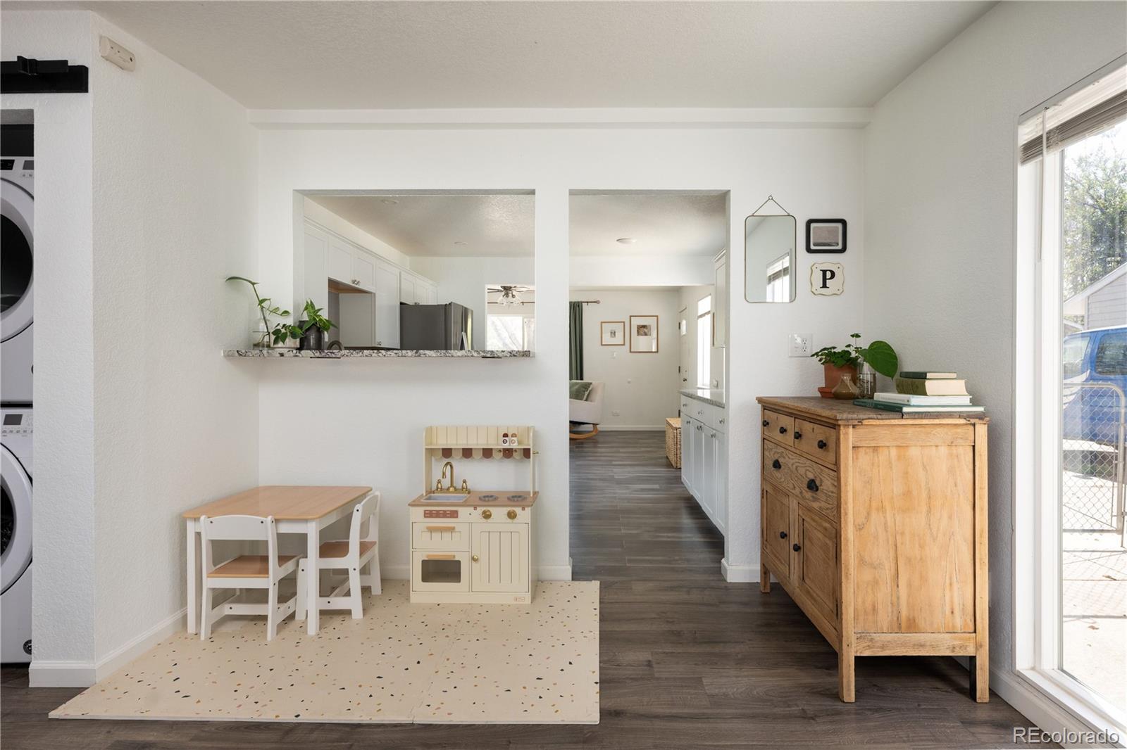 MLS Image #20 for 2325 s king street,denver, Colorado