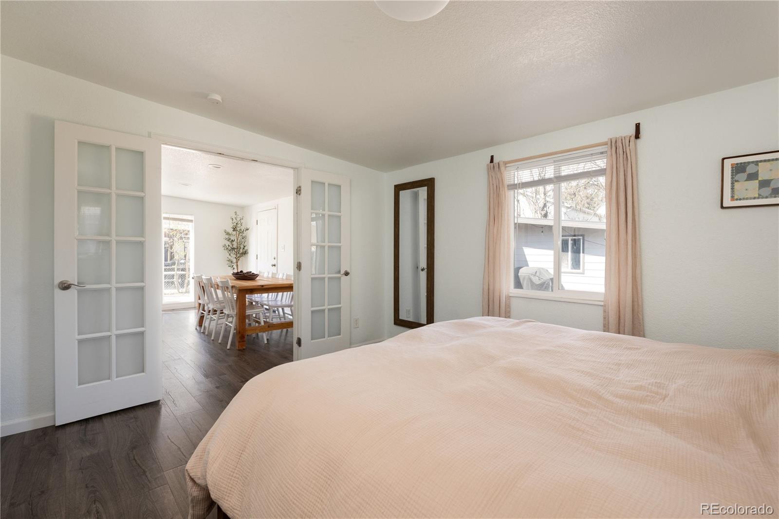 MLS Image #23 for 2325 s king street,denver, Colorado