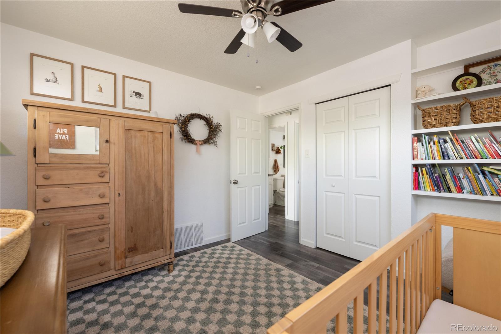 MLS Image #26 for 2325 s king street,denver, Colorado