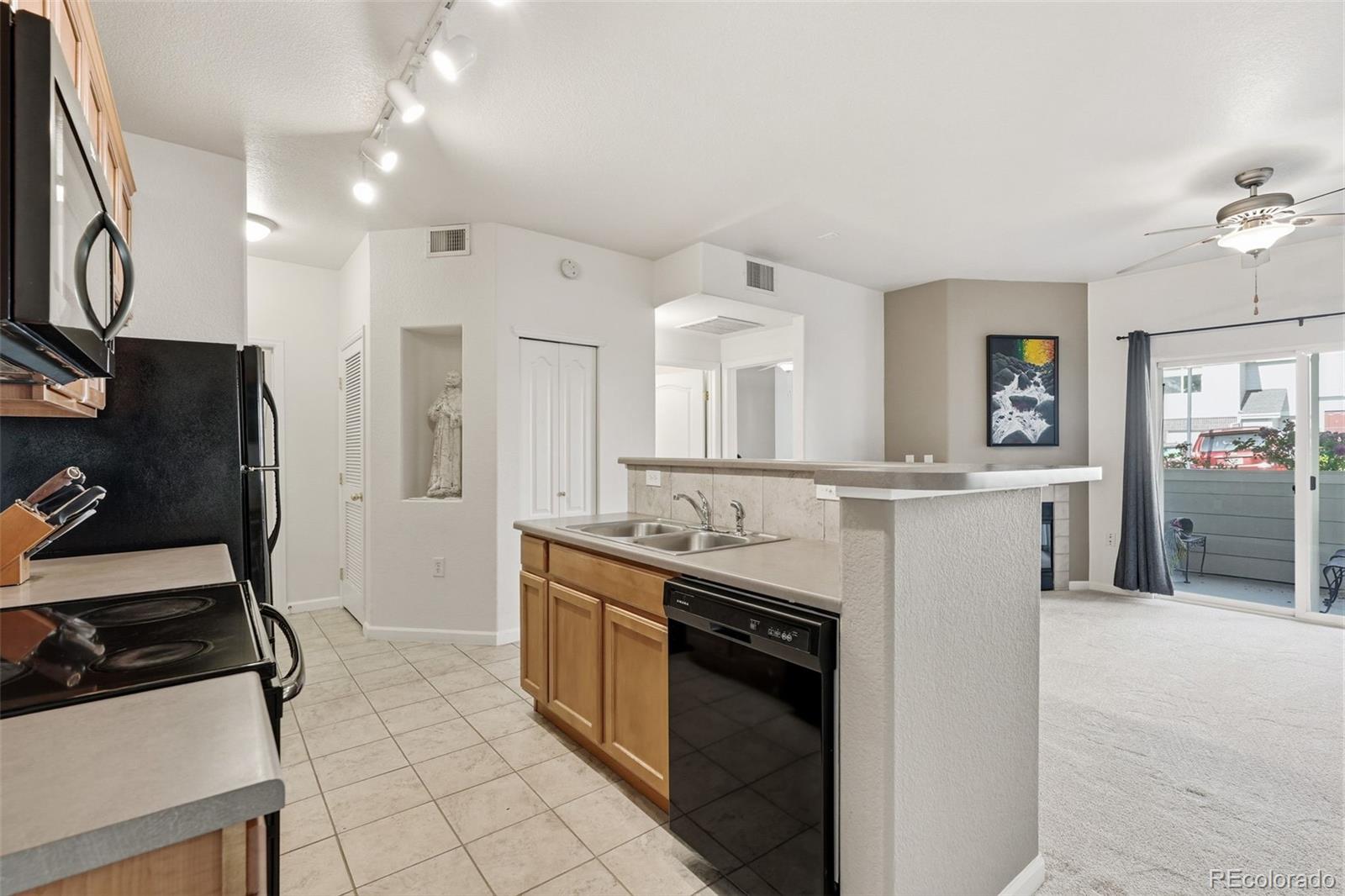 MLS Image #11 for 5536  lewis court 104,arvada, Colorado