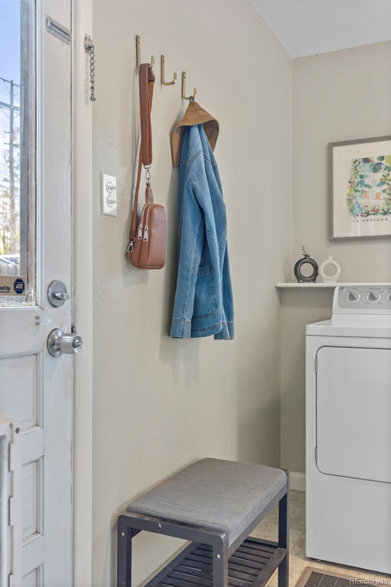 MLS Image #11 for 4327 s sherman street,englewood, Colorado