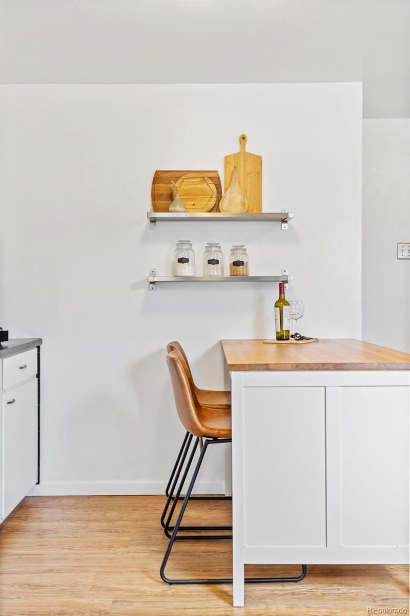 MLS Image #8 for 4327 s sherman street,englewood, Colorado