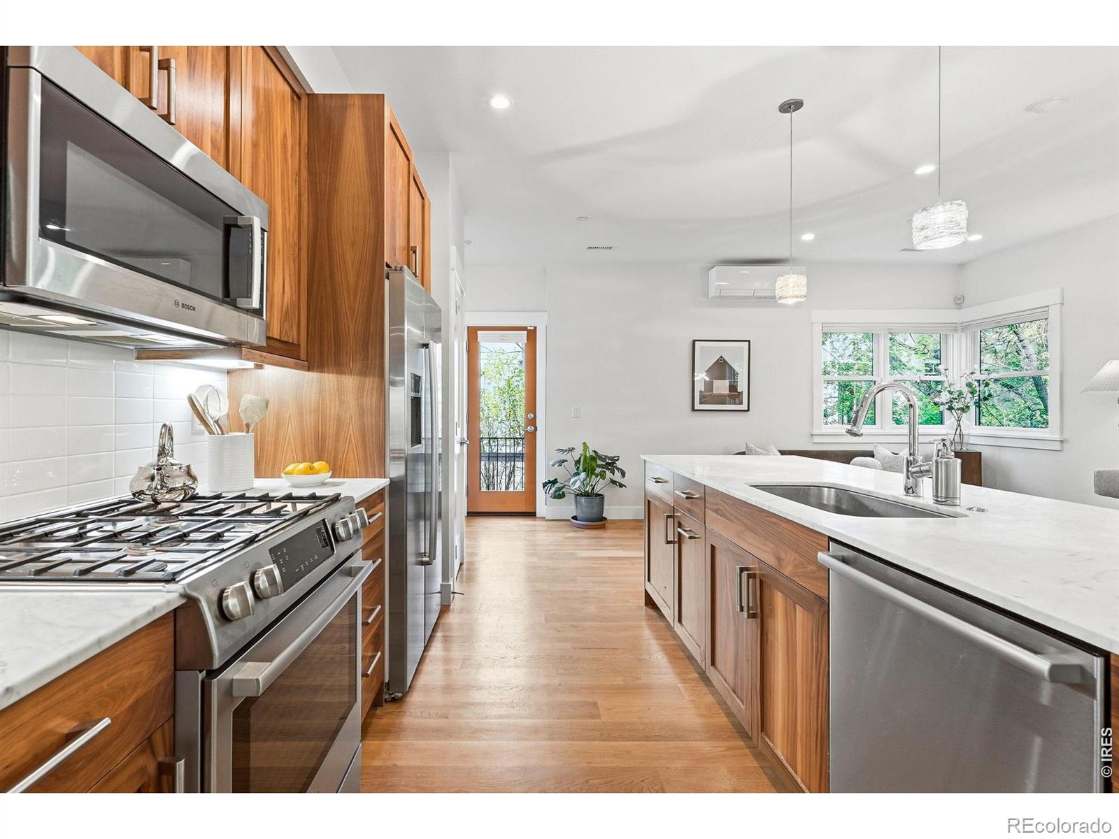 MLS Image #11 for 2056  walnut street,boulder, Colorado
