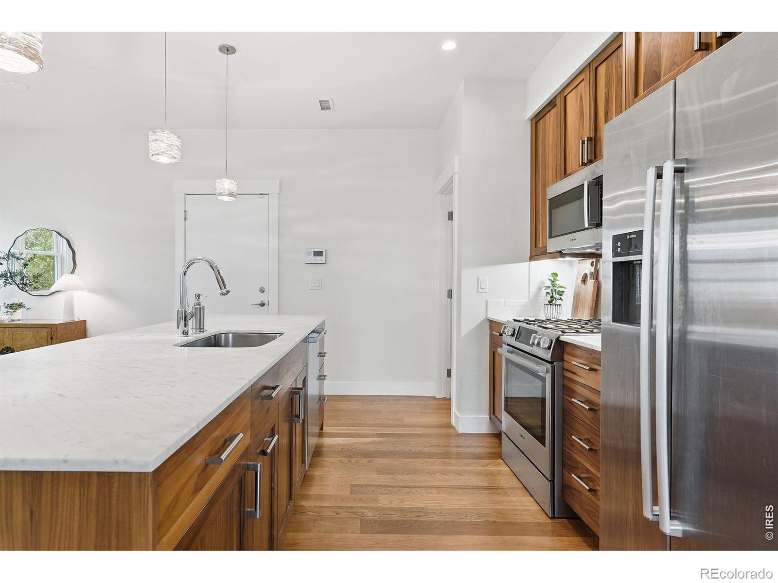 MLS Image #13 for 2056  walnut street,boulder, Colorado
