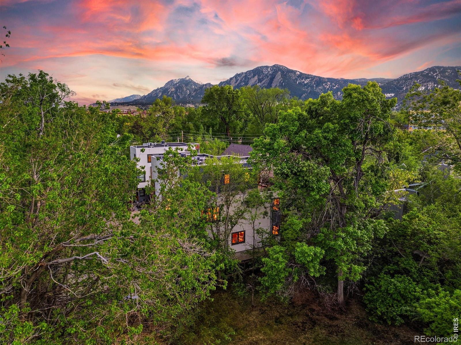 MLS Image #4 for 2056  walnut street,boulder, Colorado