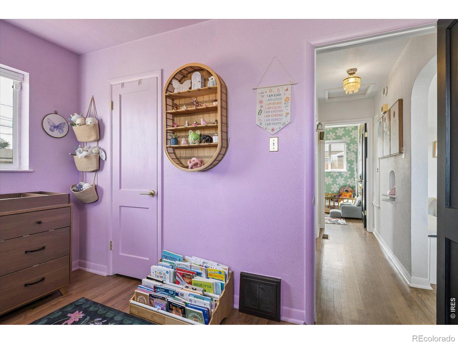 MLS Image #11 for 3696  magnolia street,denver, Colorado
