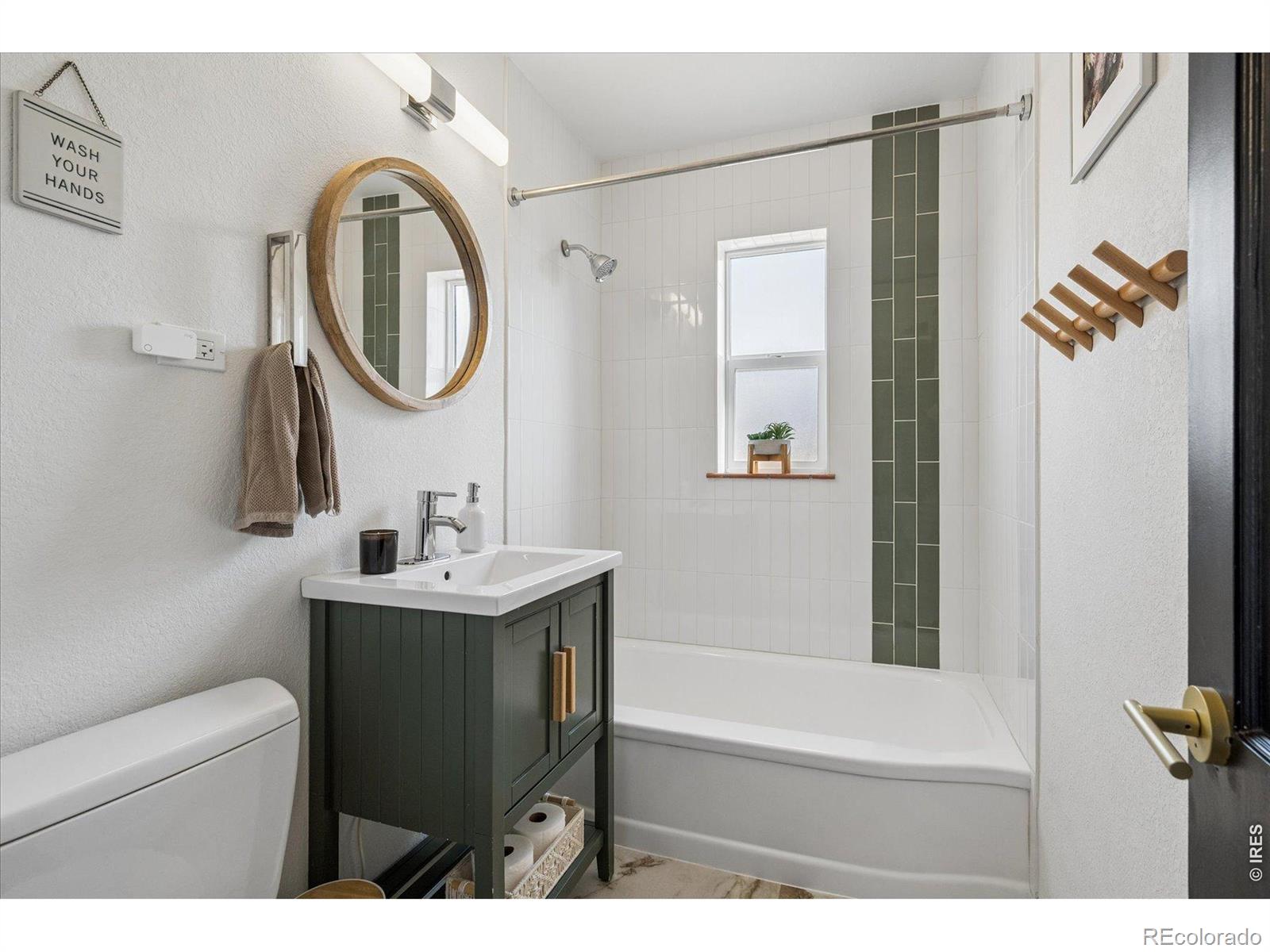 MLS Image #13 for 3696  magnolia street,denver, Colorado