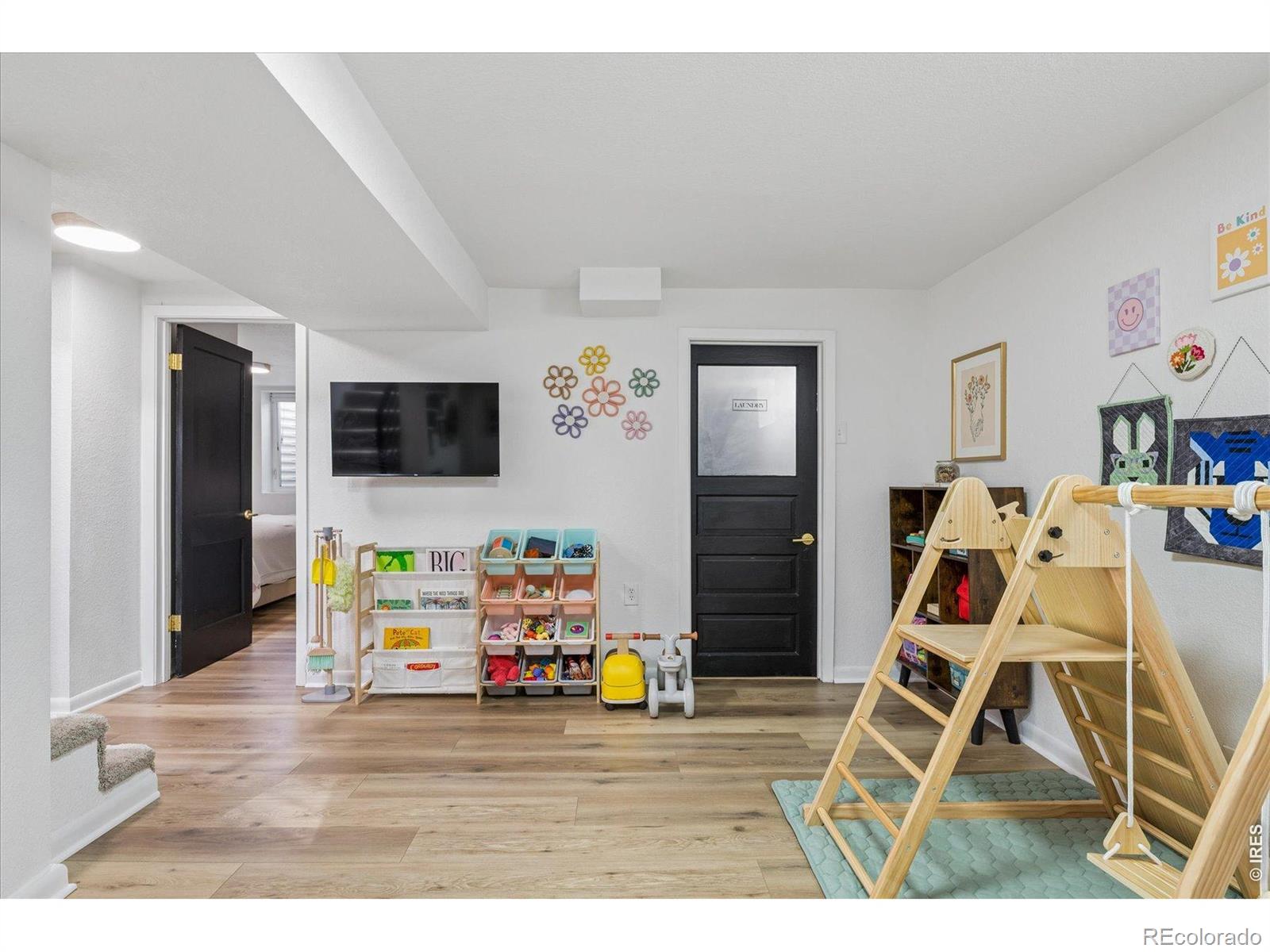 MLS Image #16 for 3696  magnolia street,denver, Colorado