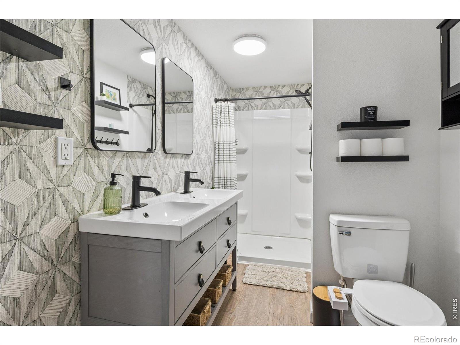 MLS Image #21 for 3696  magnolia street,denver, Colorado
