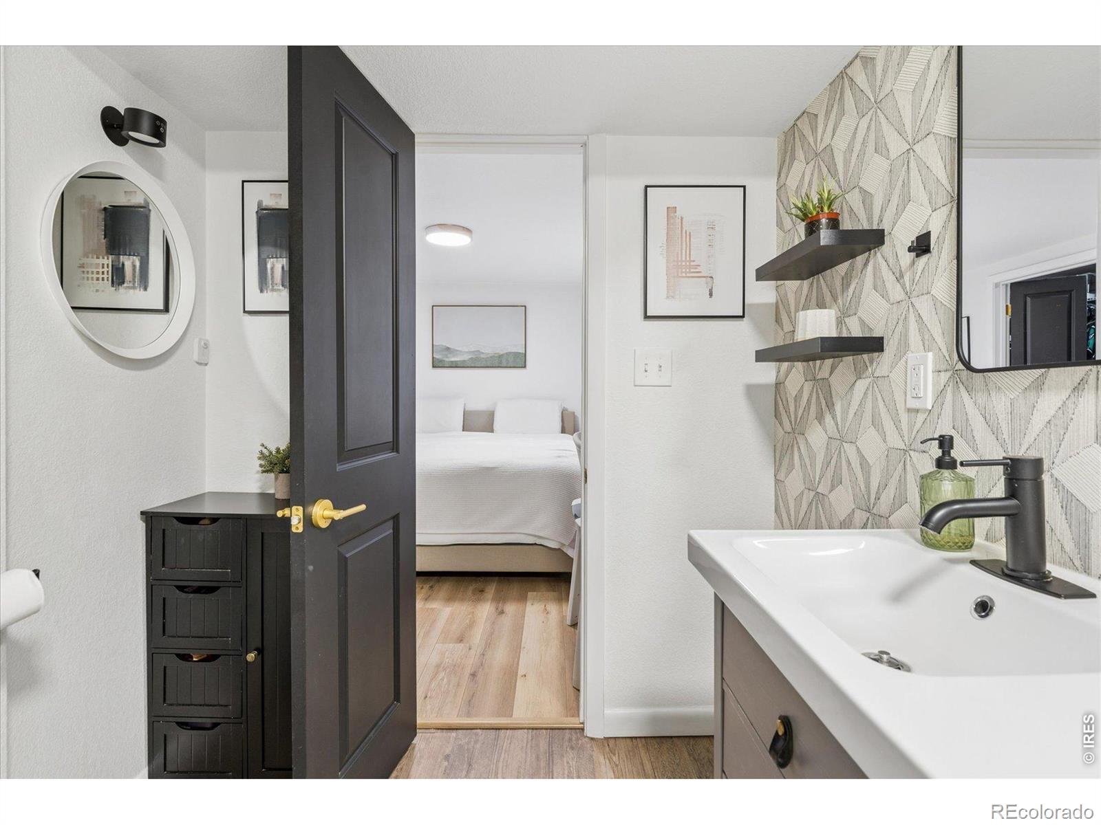 MLS Image #22 for 3696  magnolia street,denver, Colorado