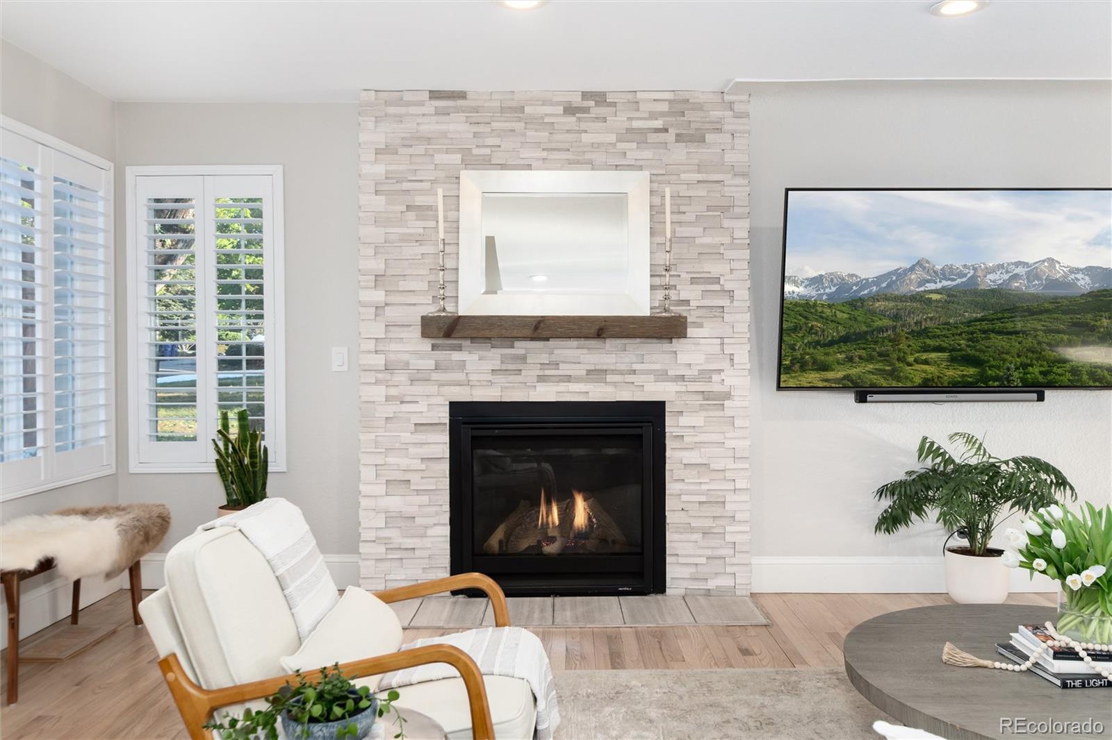 MLS Image #7 for 215  ivanhoe street,denver, Colorado