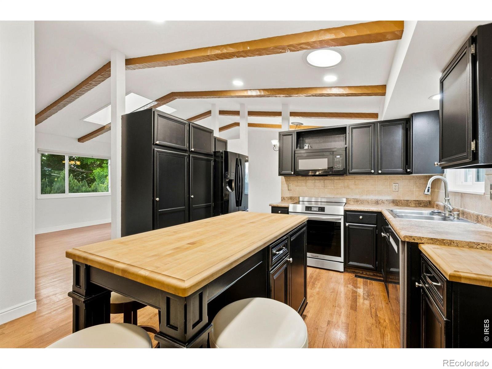 MLS Image #11 for 2319  berkshire drive,fort collins, Colorado