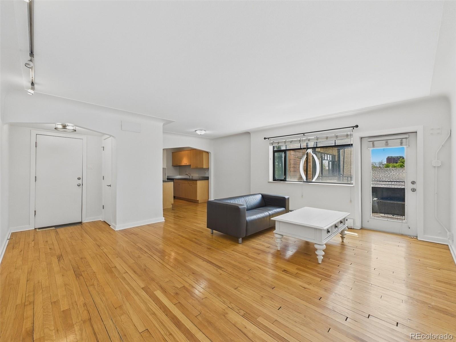 MLS Image #2 for 636 n washington street,denver, Colorado