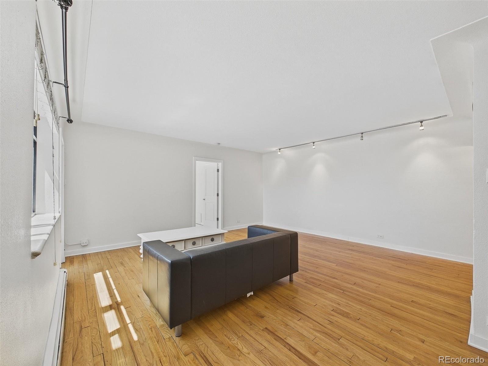 MLS Image #24 for 636 n washington street,denver, Colorado