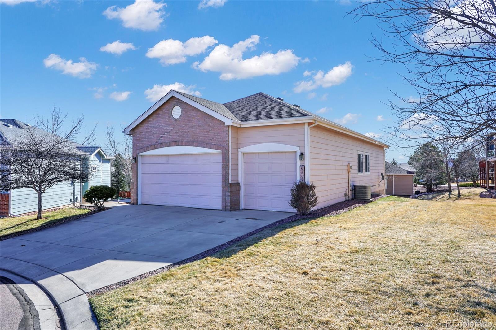 MLS Image #3 for 6225  fencerail heights,colorado springs, Colorado