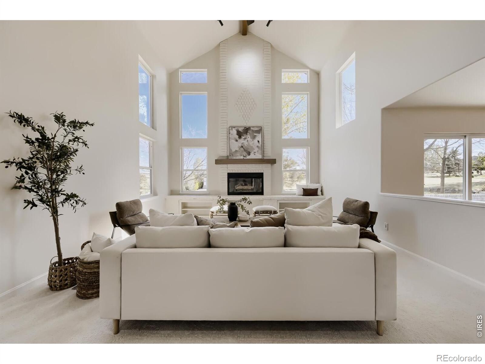 MLS Image #5 for 19882 e geddes place,centennial, Colorado
