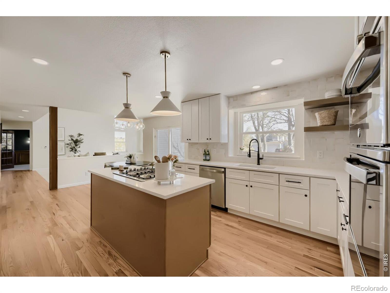 MLS Image #7 for 19882 e geddes place,centennial, Colorado