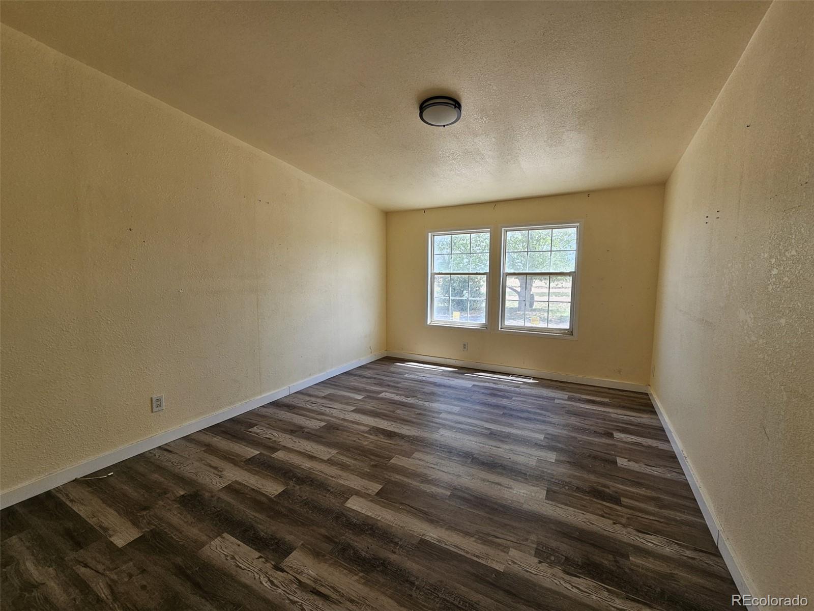 MLS Image #14 for 1659  county road w 7 ,orchard, Colorado