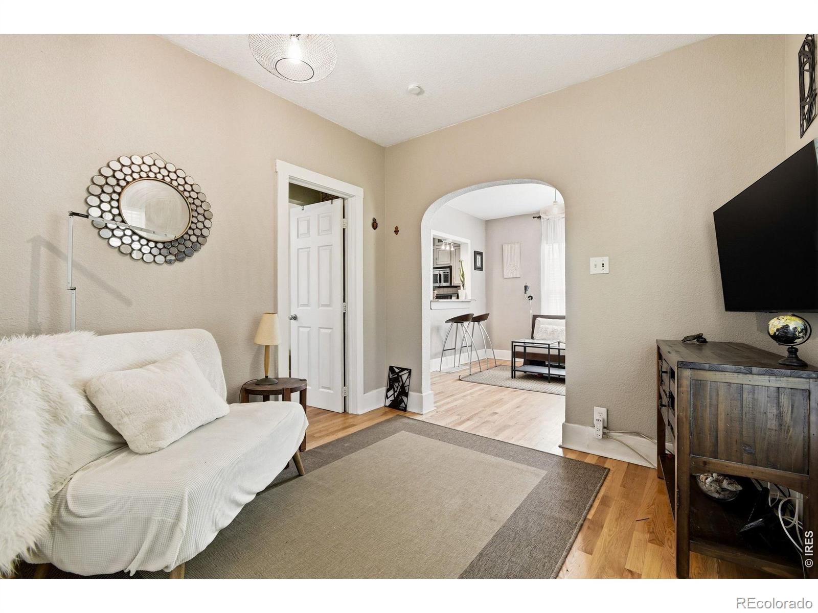 MLS Image #13 for 4810  knox court,denver, Colorado