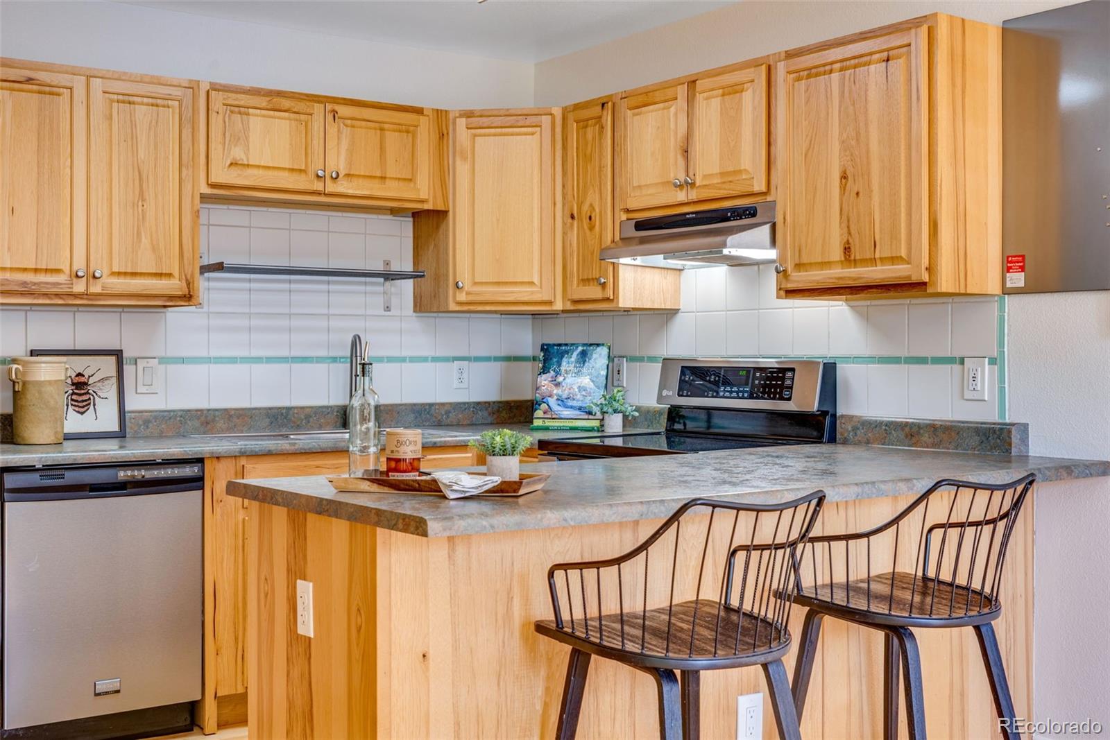 MLS Image #12 for 9622 e arkansas place ,denver, Colorado