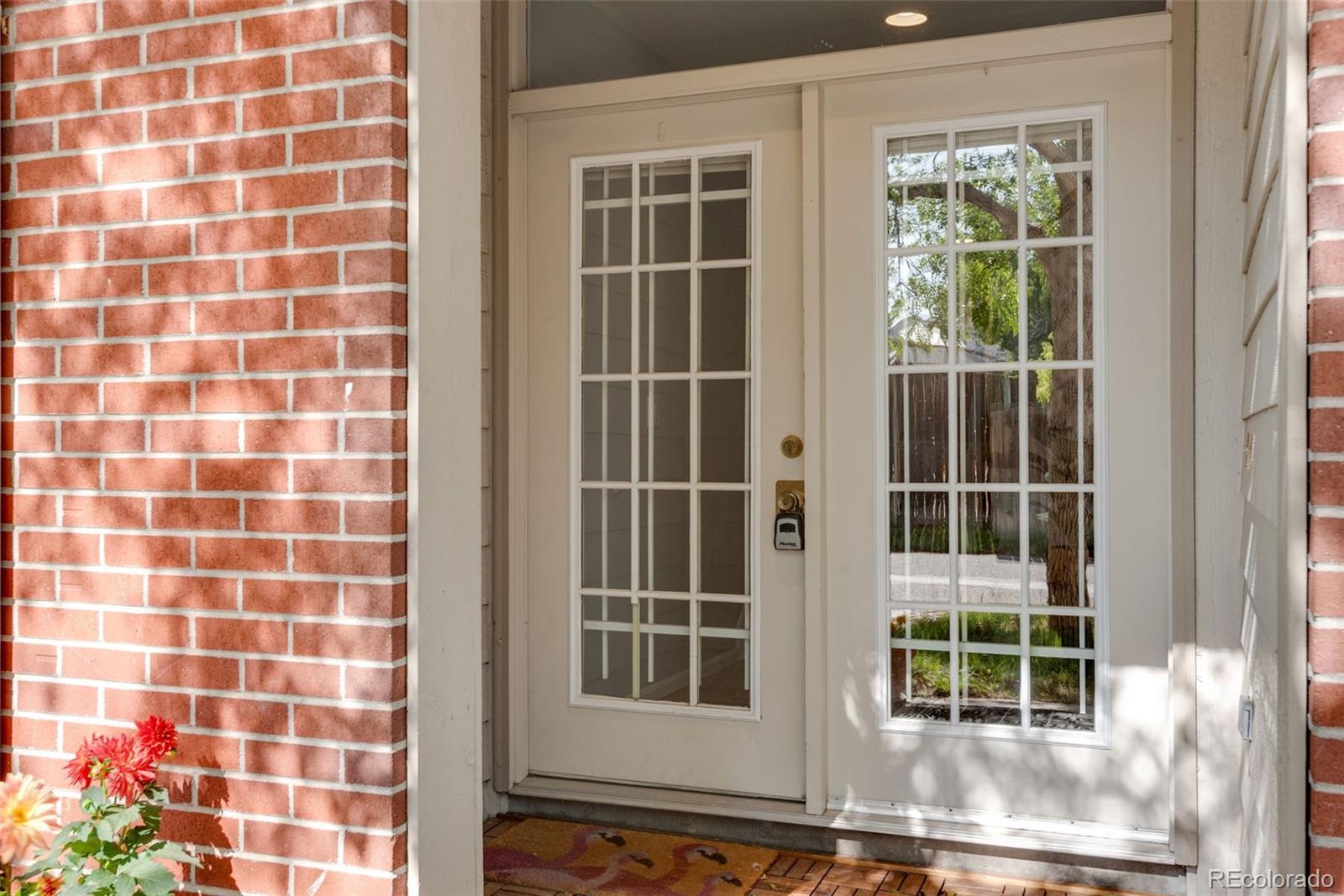 MLS Image #2 for 9622 e arkansas place ,denver, Colorado