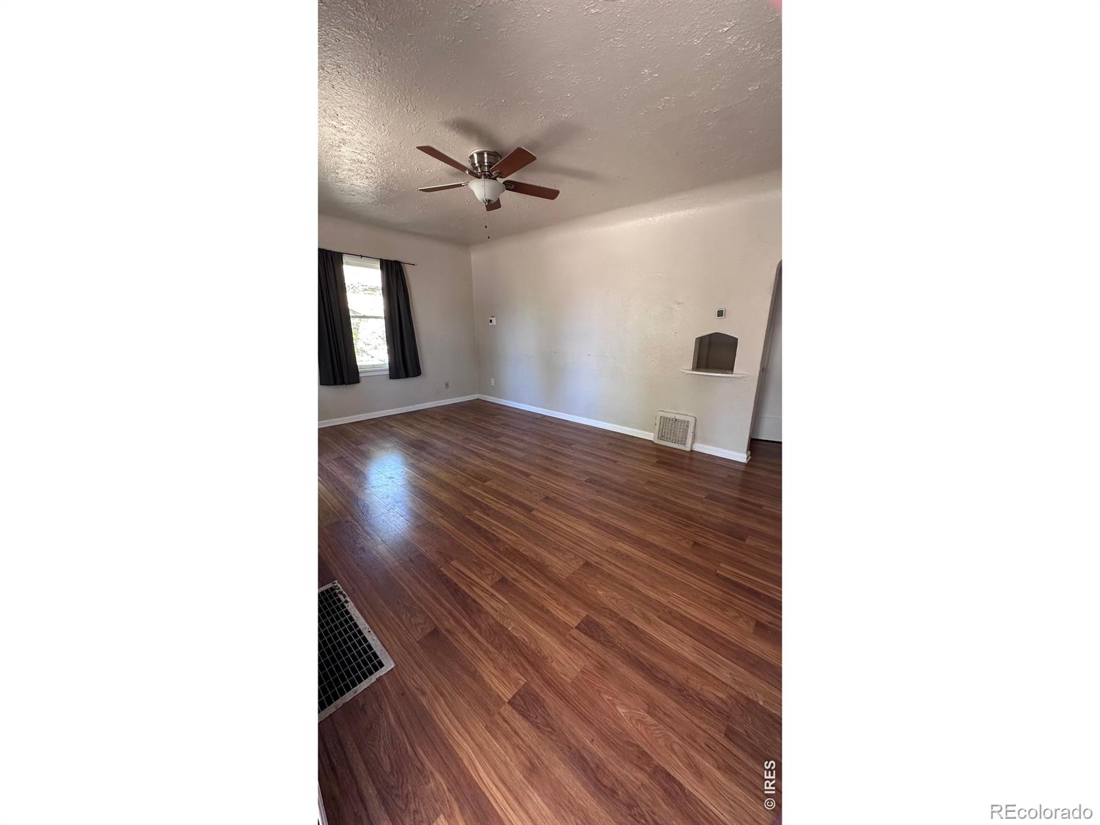 MLS Image #4 for 2038  6th avenue,greeley, Colorado