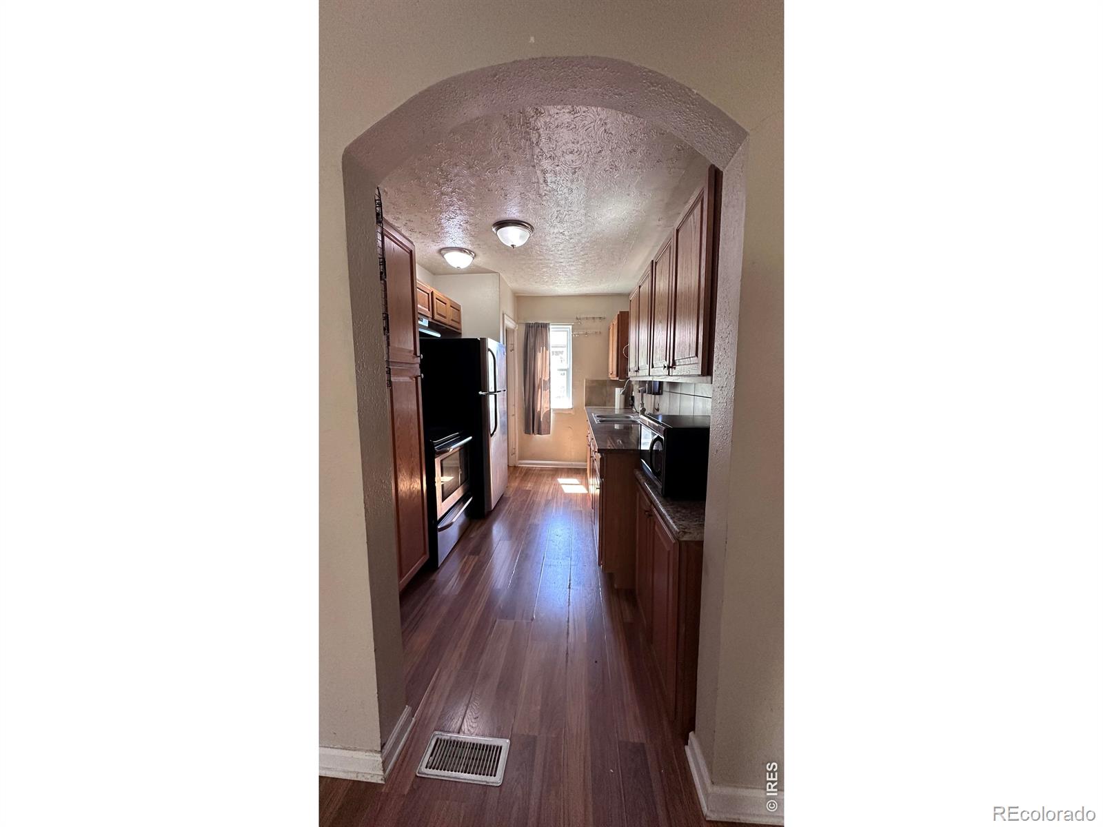 MLS Image #8 for 2038  6th avenue,greeley, Colorado