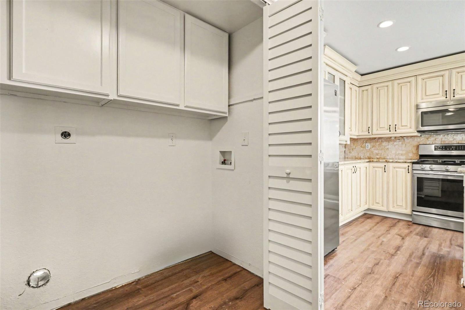 MLS Image #10 for 19714 e harvard drive,aurora, Colorado