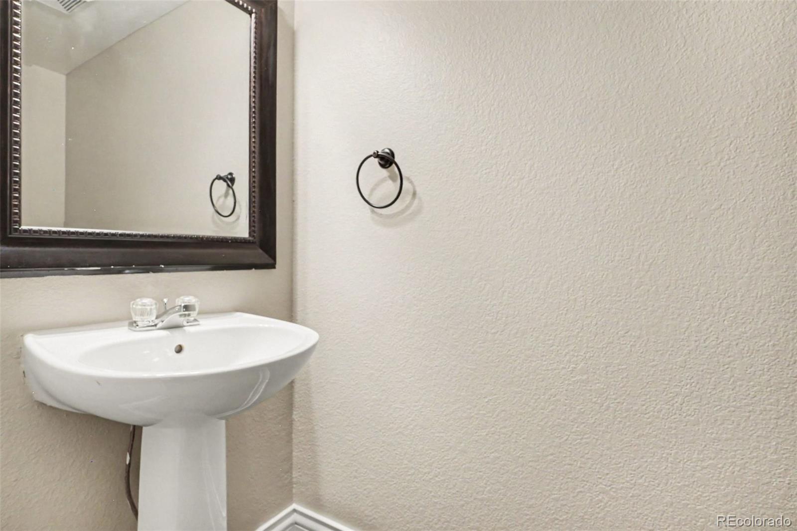 MLS Image #11 for 19714 e harvard drive,aurora, Colorado