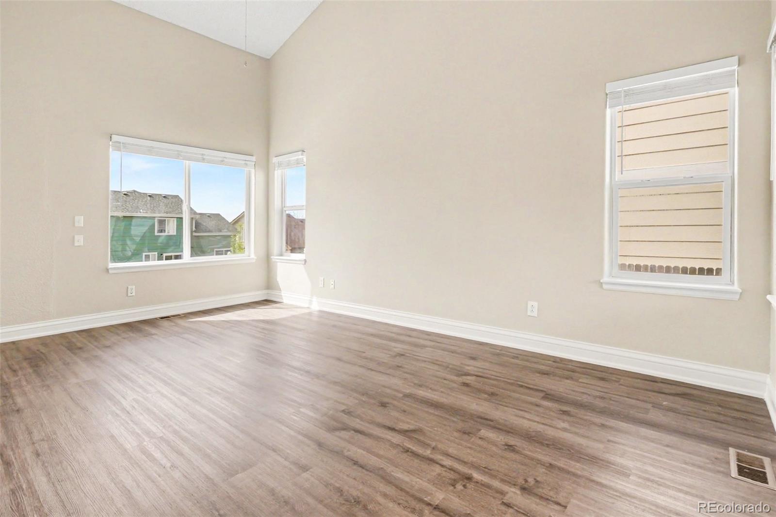 MLS Image #12 for 19714 e harvard drive,aurora, Colorado