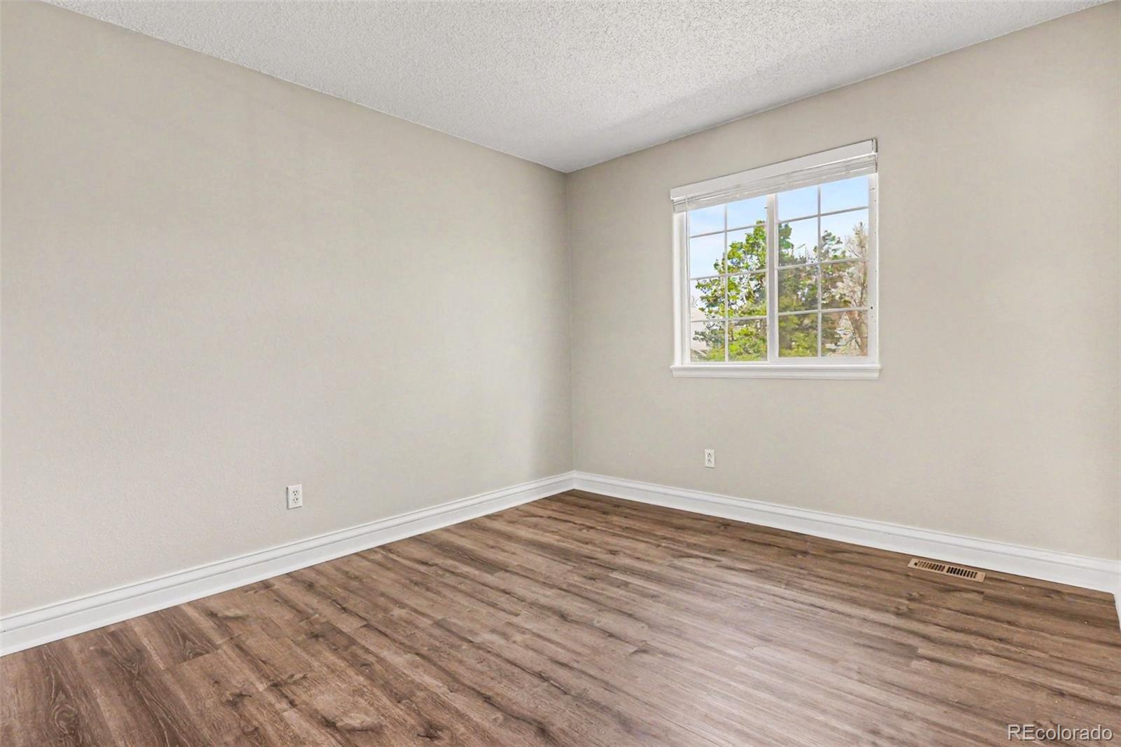 MLS Image #15 for 19714 e harvard drive,aurora, Colorado