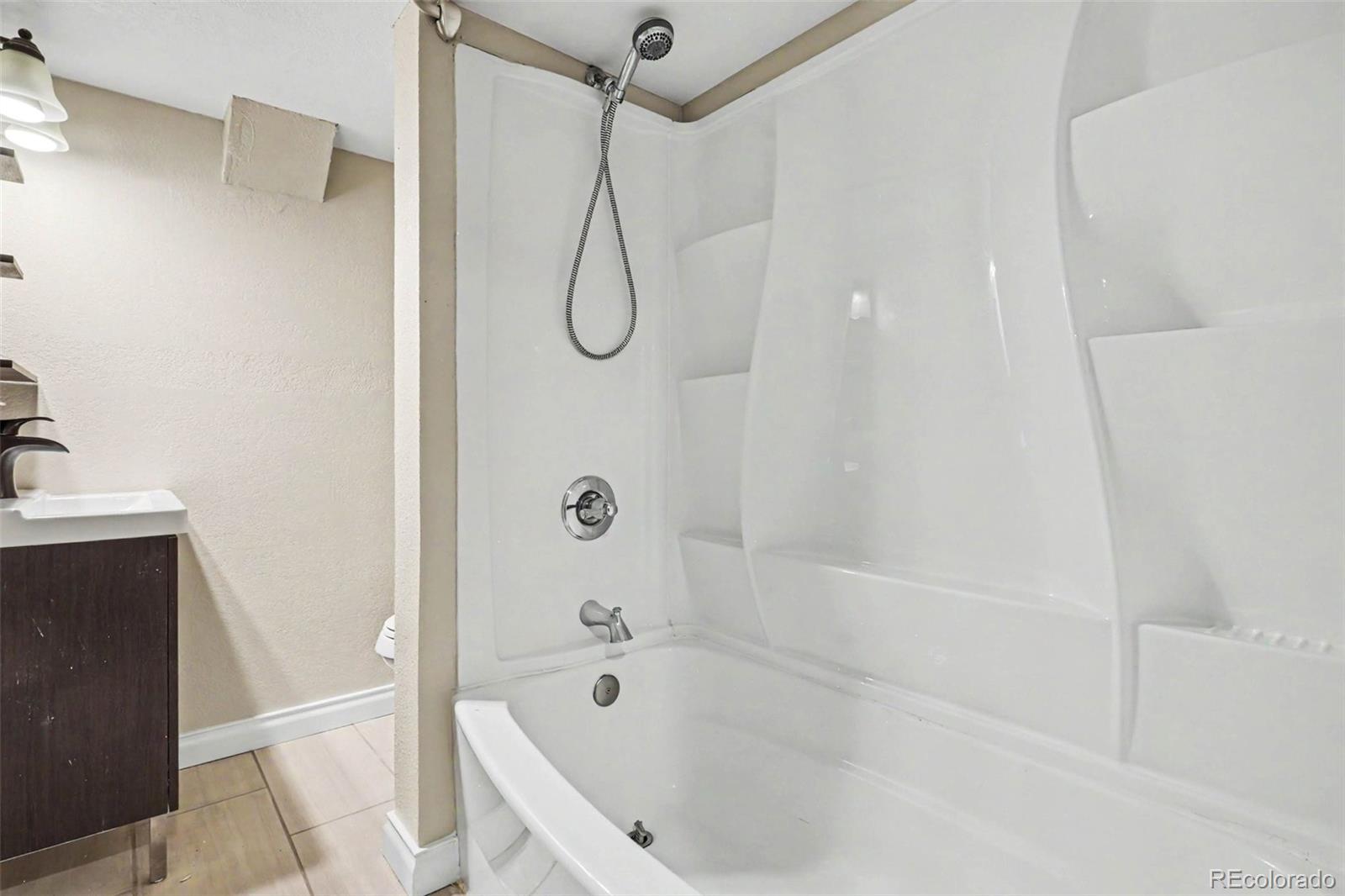 MLS Image #22 for 19714 e harvard drive,aurora, Colorado