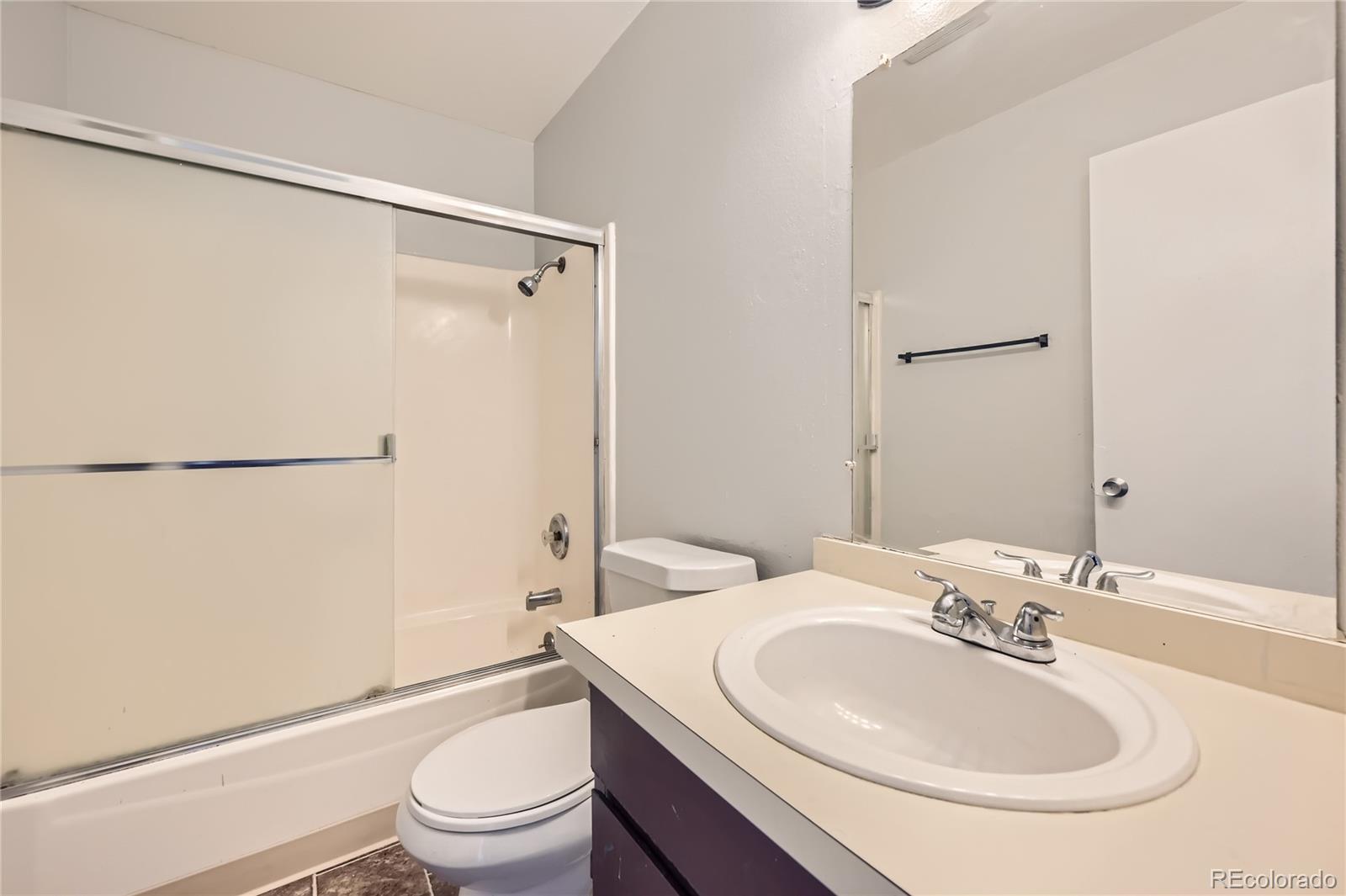 MLS Image #7 for 10722 e exposition avenue,aurora, Colorado