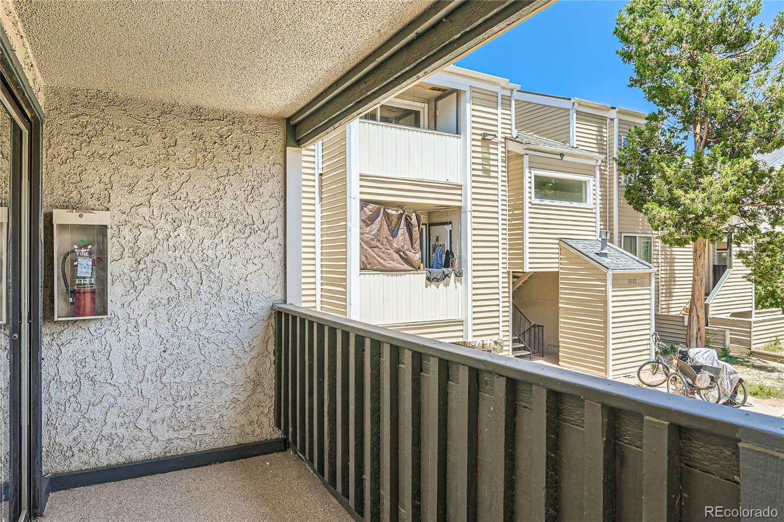 MLS Image #9 for 10722 e exposition avenue,aurora, Colorado