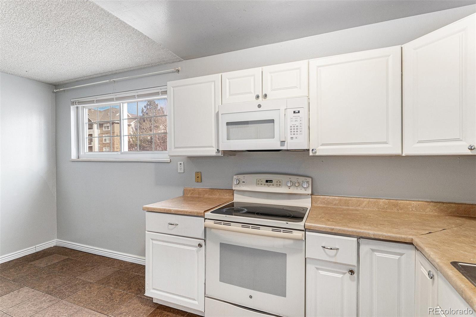MLS Image #11 for 6800 e tennessee avenue 411,denver, Colorado