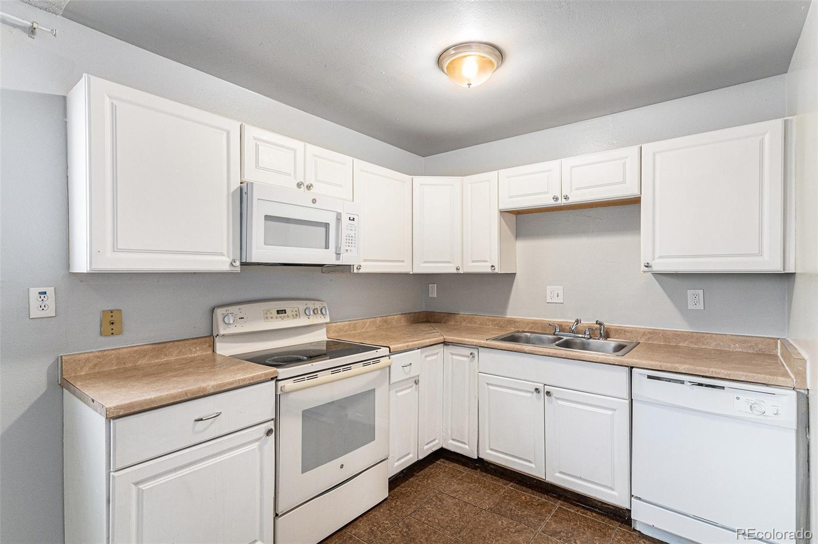 MLS Image #7 for 6800 e tennessee avenue 411,denver, Colorado
