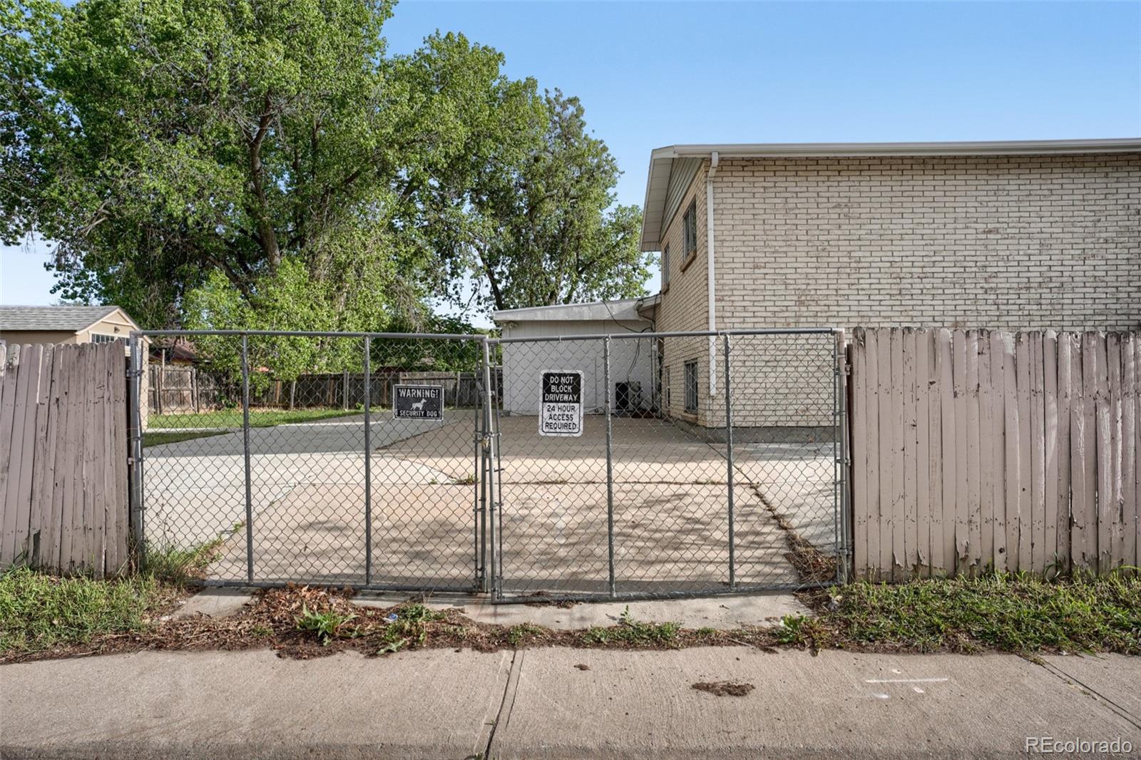 MLS Image #23 for 5542  sable street,denver, Colorado