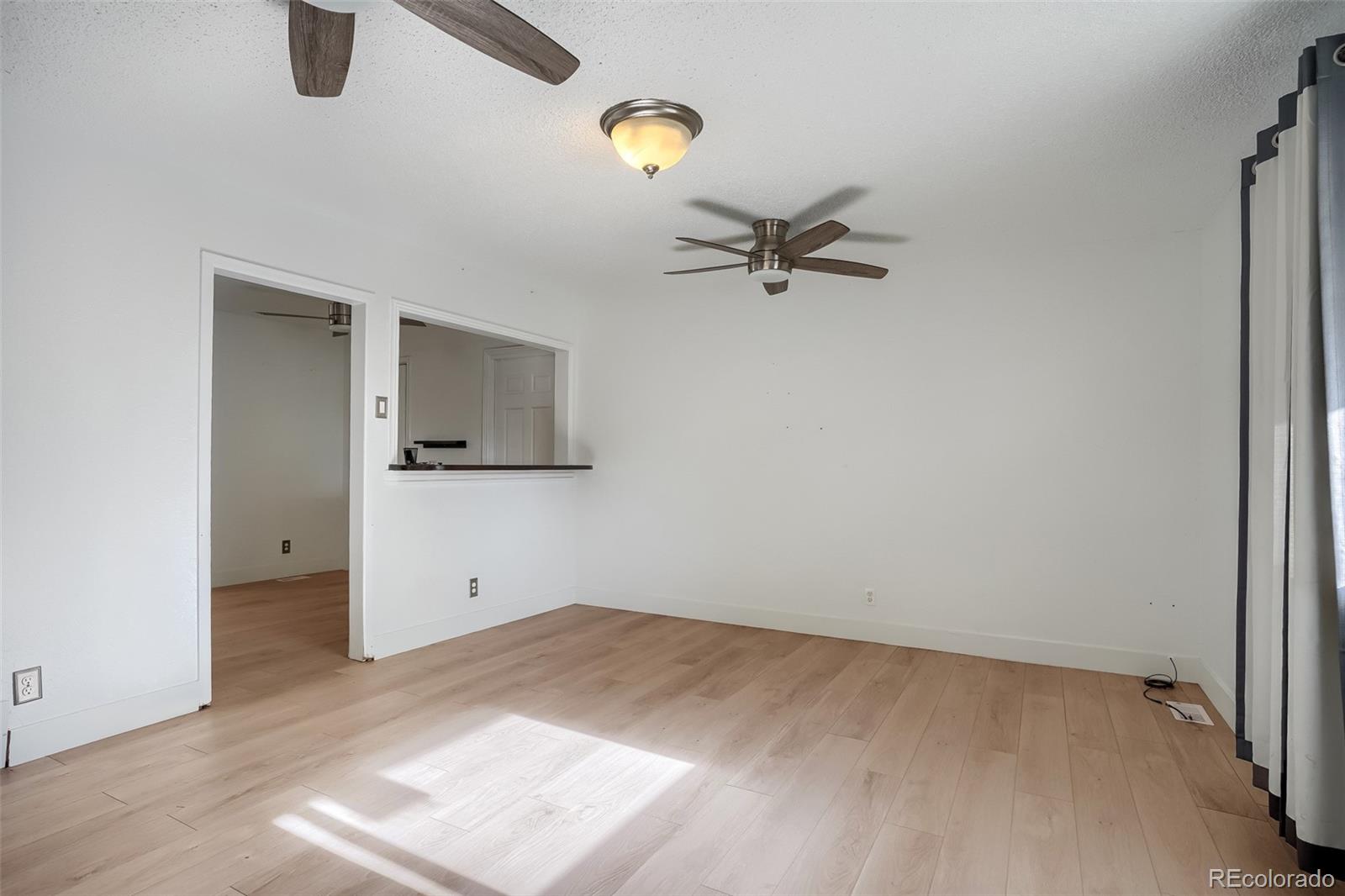 MLS Image #4 for 5542  sable street,denver, Colorado
