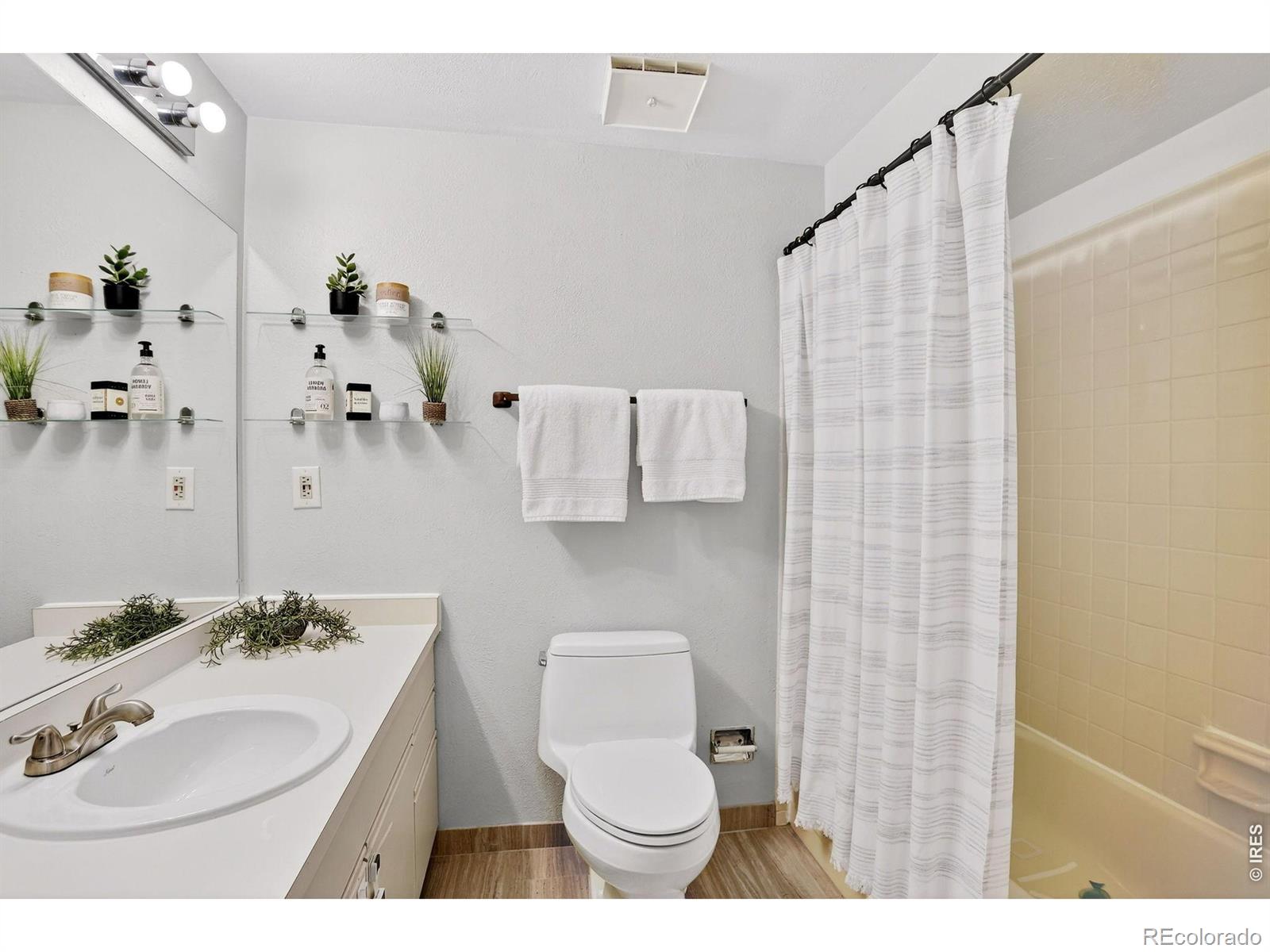 MLS Image #10 for 40 s boulder circle,boulder, Colorado