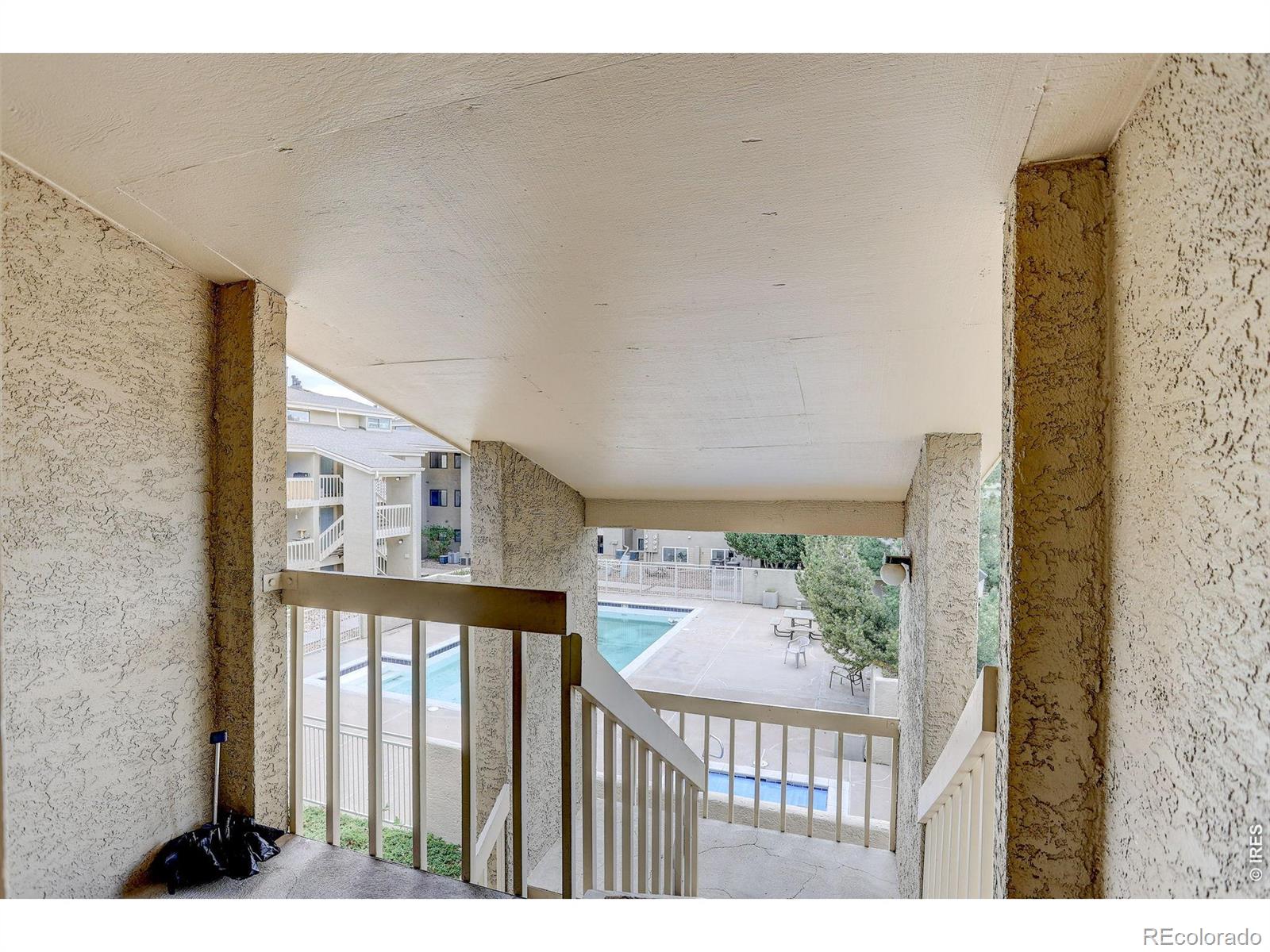 MLS Image #25 for 40 s boulder circle,boulder, Colorado