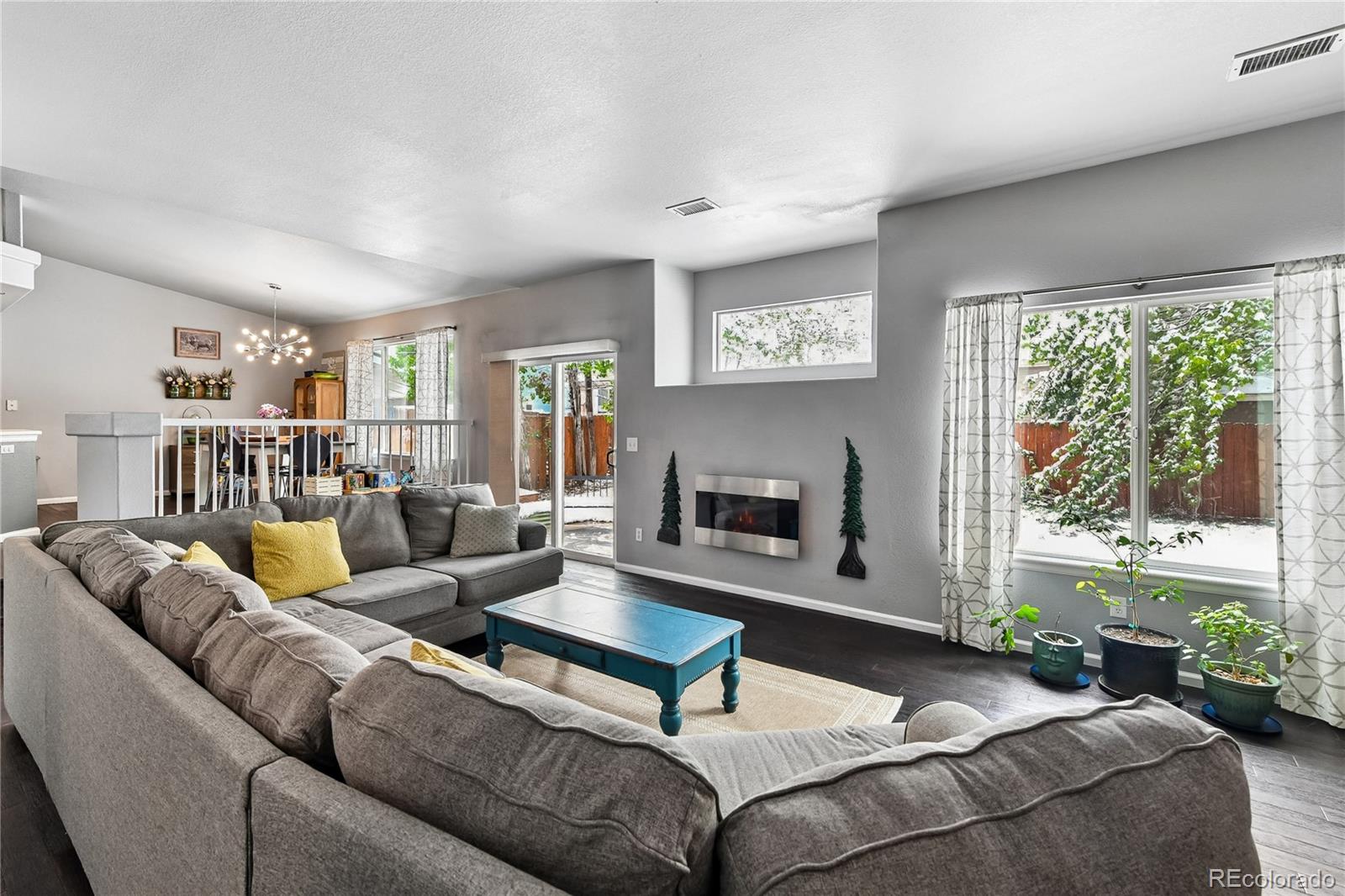 MLS Image #12 for 20344 e 41st avenue,denver, Colorado