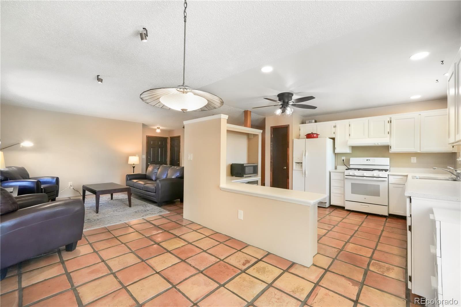 MLS Image #14 for 223  saddlemountain road,colorado springs, Colorado