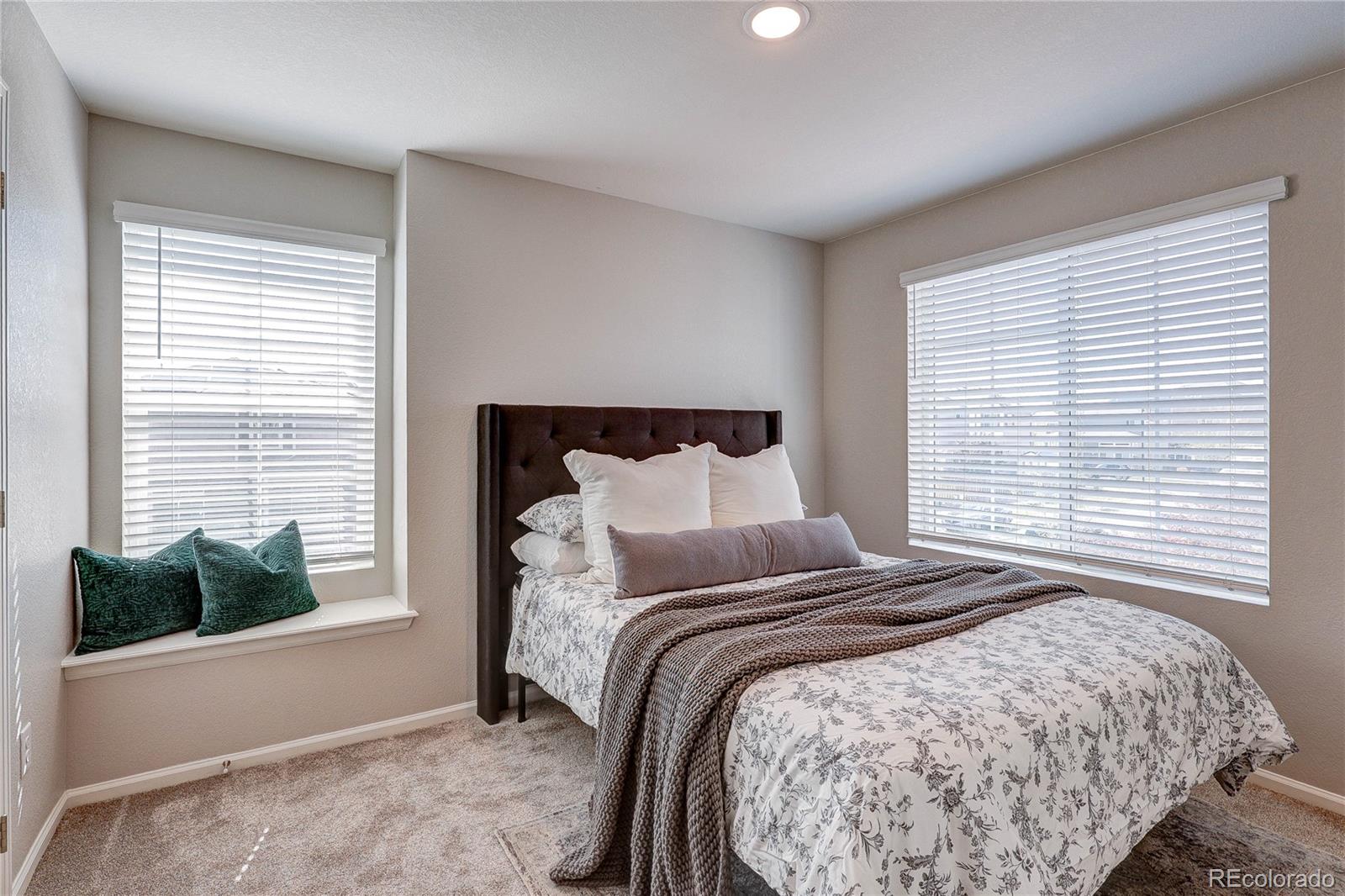 MLS Image #27 for 237 s old hammer ,aurora, Colorado