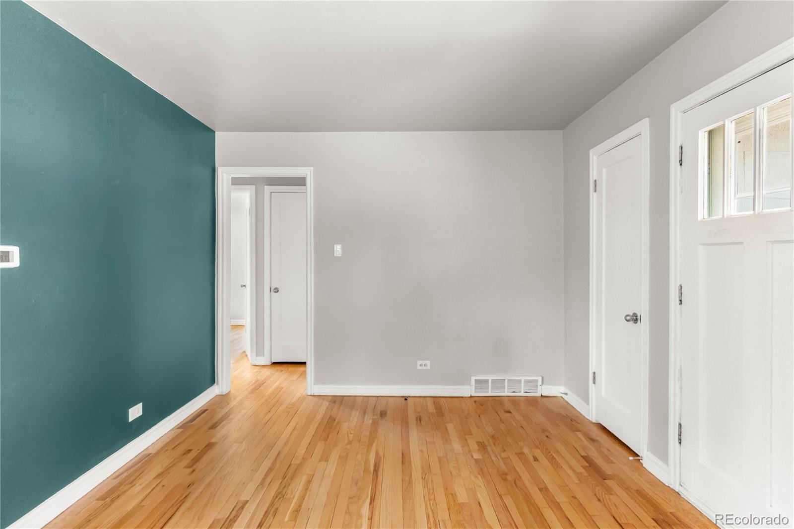 MLS Image #7 for 2035 s julian circle,denver, Colorado