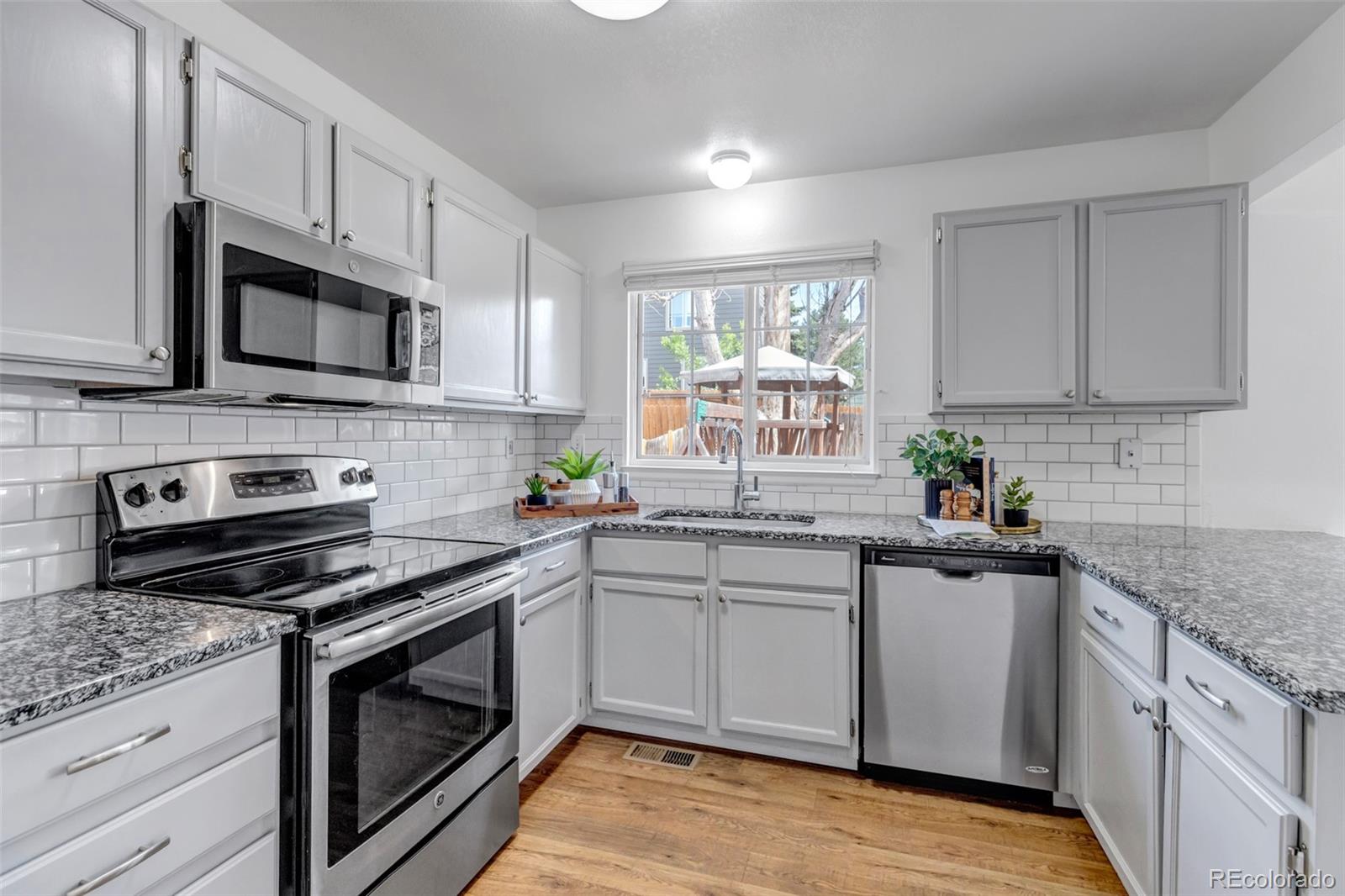 MLS Image #12 for 19284 e amherst drive,aurora, Colorado