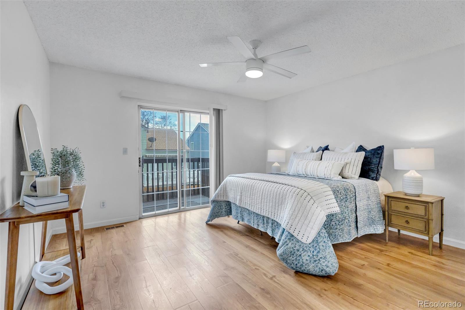 MLS Image #15 for 19284 e amherst drive,aurora, Colorado